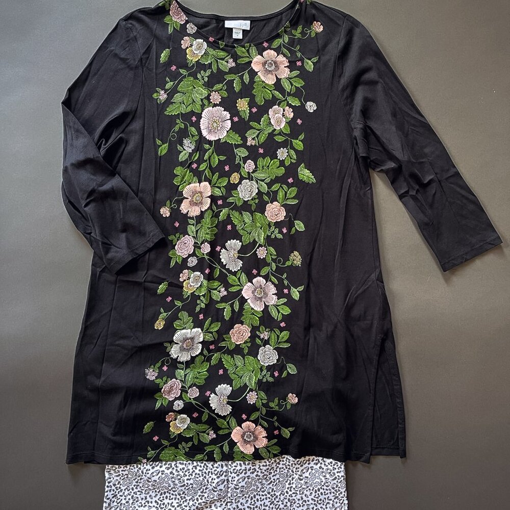 EUC J Jill Tunic Blouse Medium Black Floral Cotton 3/4 Sleeve Round Neck